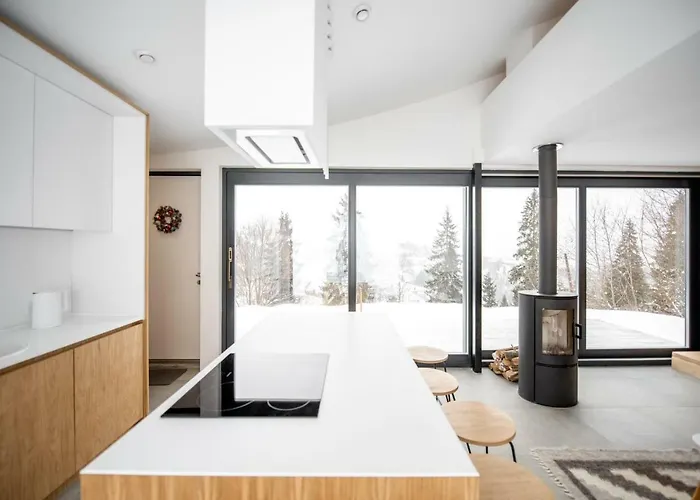 Black Rock Mountain Retreat بيت خشبي